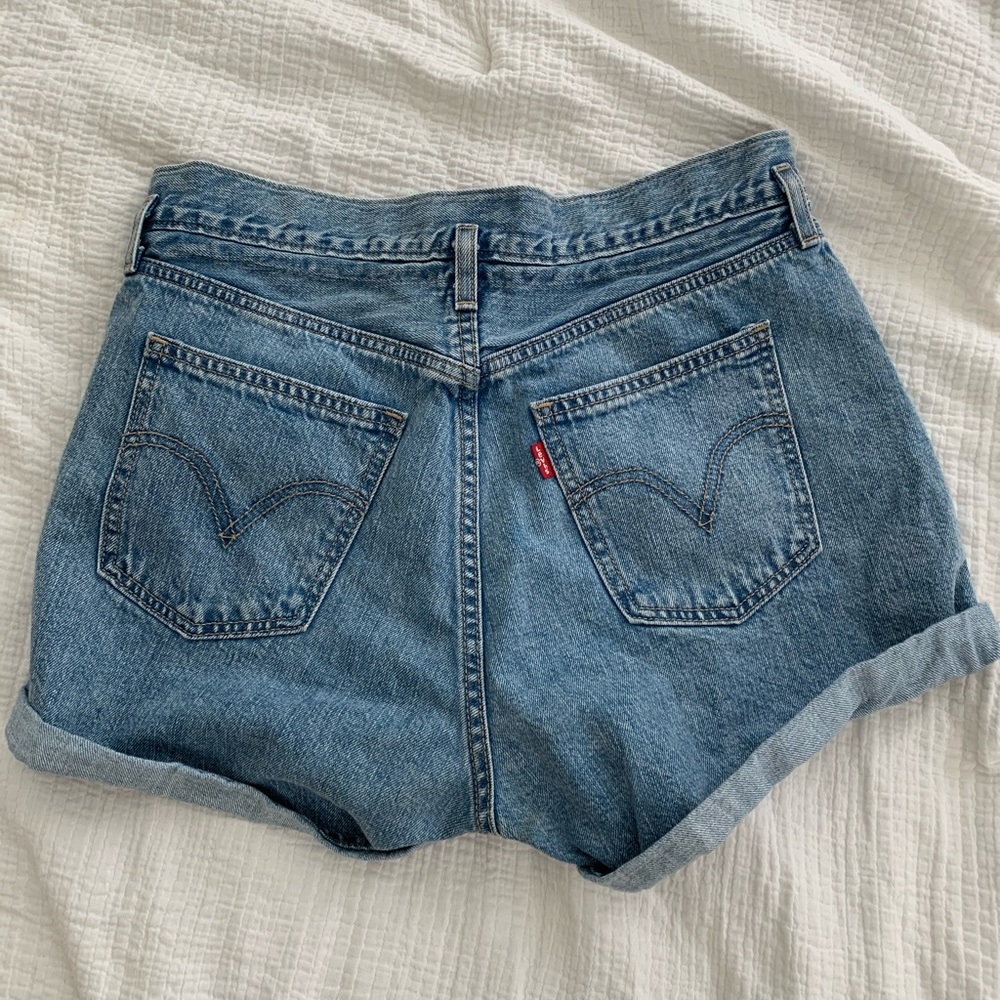 Levi shorts